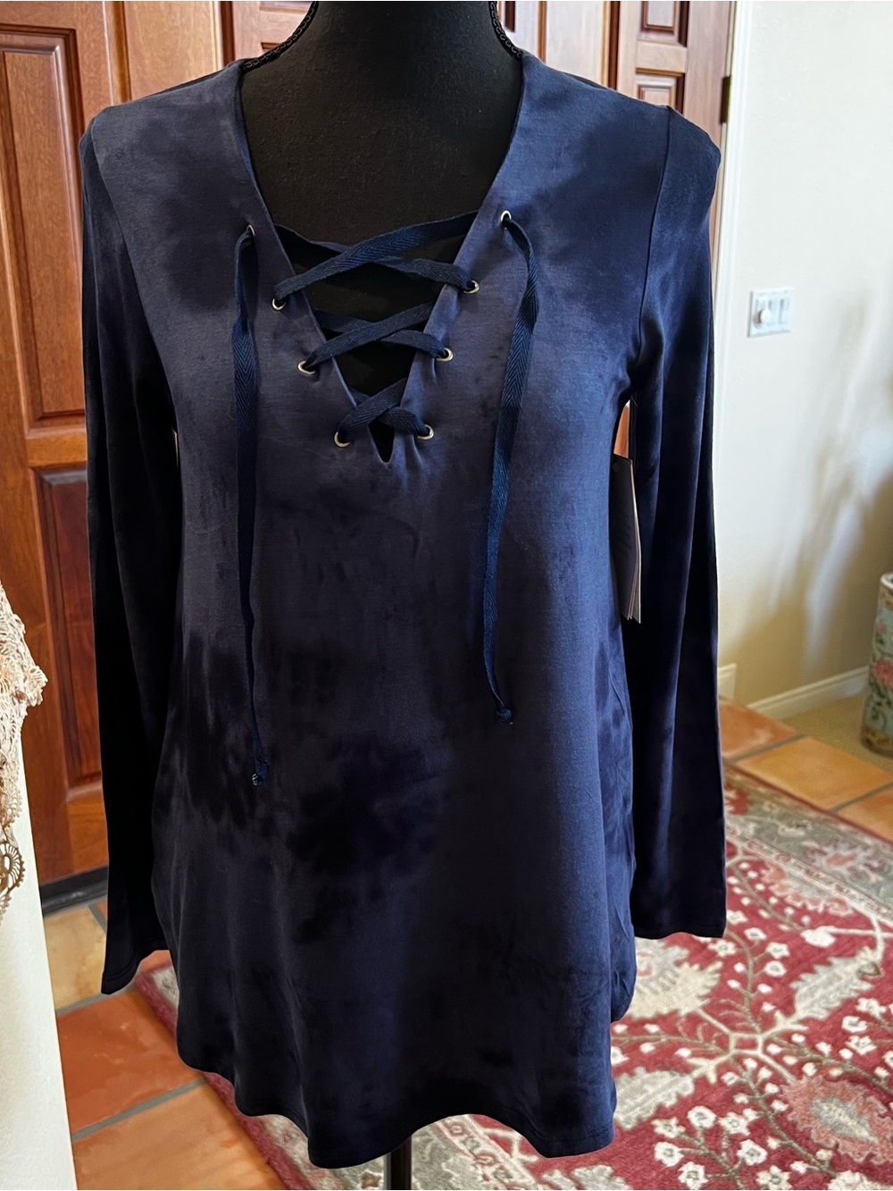 Karen Kane Navy Blue Lace-Up Top Hi-Lo Hem Tunic Top MSRP $98 Size S